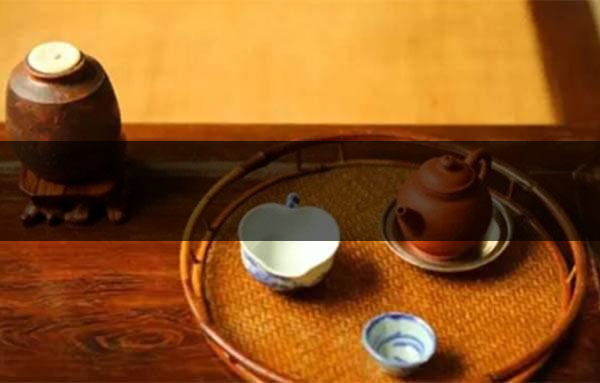 身體有哪些信號時應(yīng)停止飲茶？-1