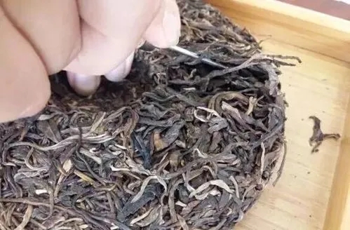 已經(jīng)打開的普洱茶餅應(yīng)如何更好地存放，短期和長(zhǎng)期的方法都教給你?