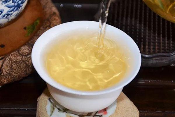 普洱茶新生茶的優(yōu)劣辨別方法丨經(jīng)驗(yàn)