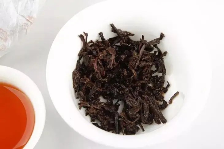 普洱熟茶好壞如何辨別？行家教你3步走！聞茶香、品茶湯、鑒葉底